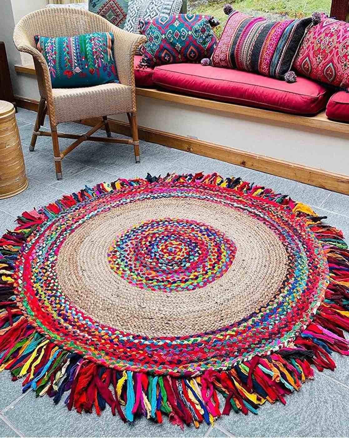 Handmade Jute Round Designer Center Rug For Unique Home Décor