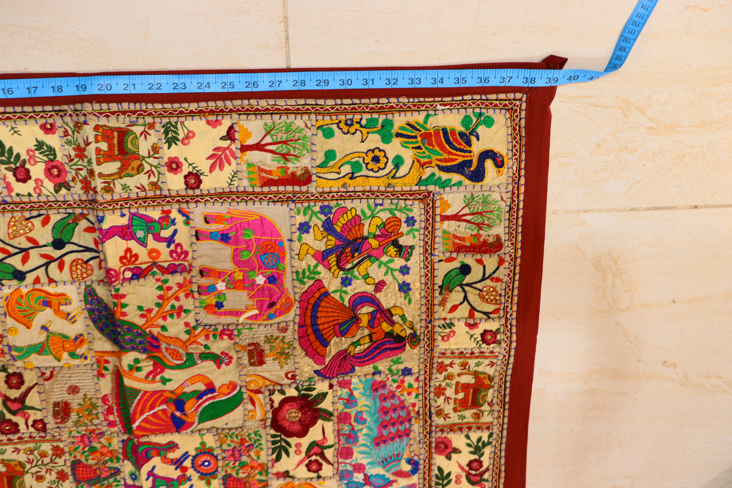 Large Royal Embroidered Wall Tapestry for Elegant Home Décor