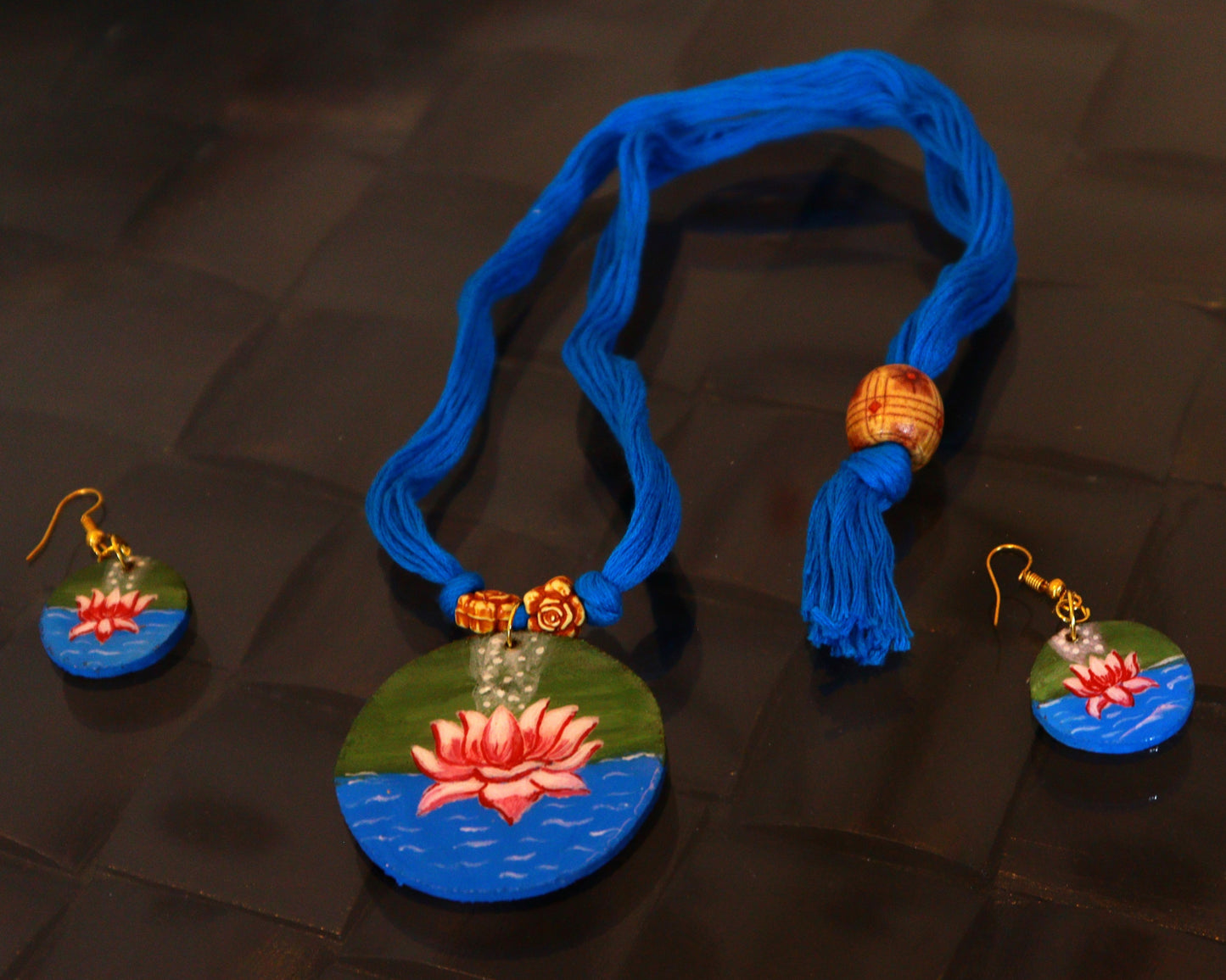 Artistic Hand Painted Light Weight Skin-Friendly Jewellery Set