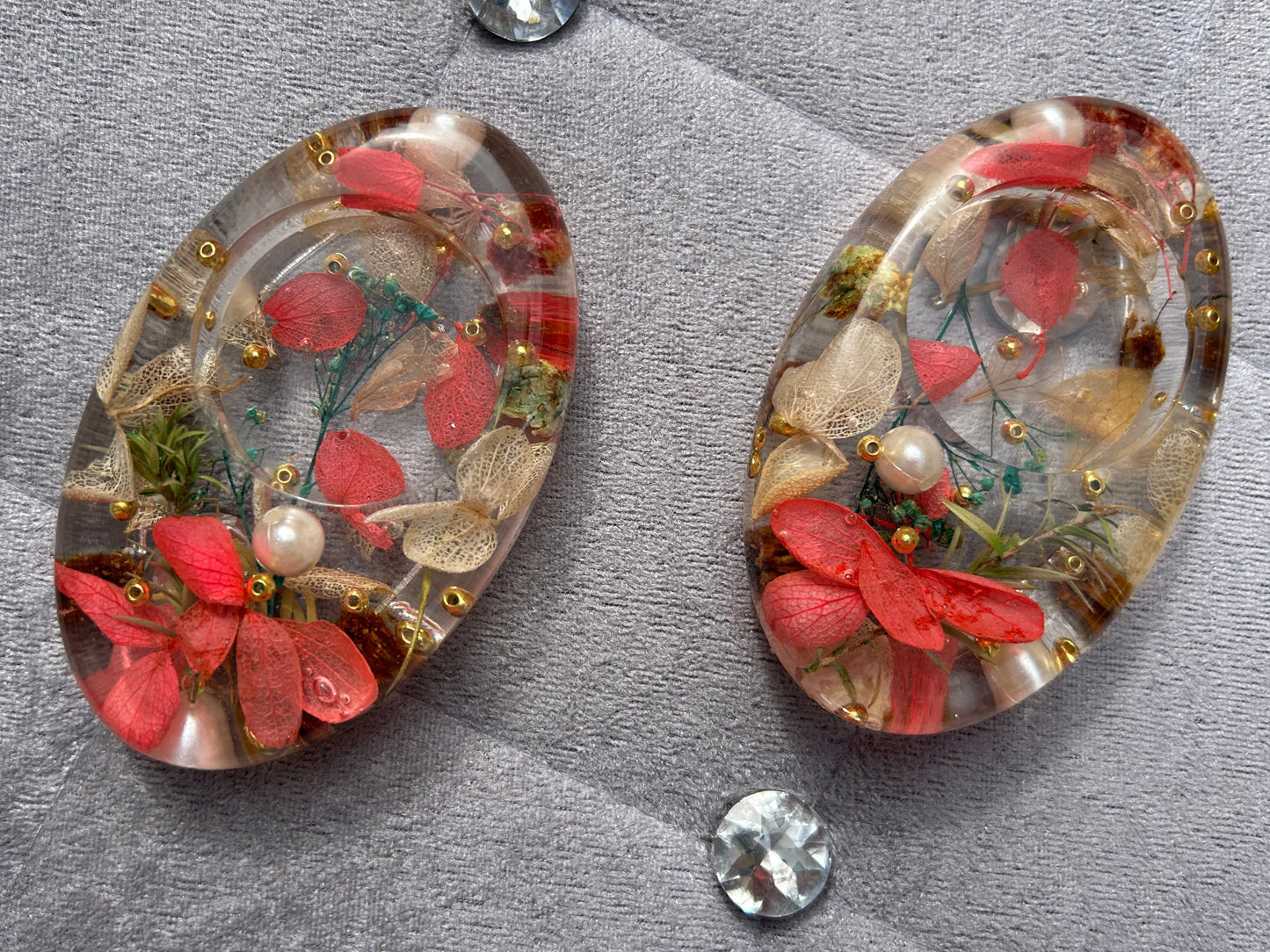 Floral & Pearl Handmade Resin Candle Holder for Unique Home Décor & Gifting (Set of 2)