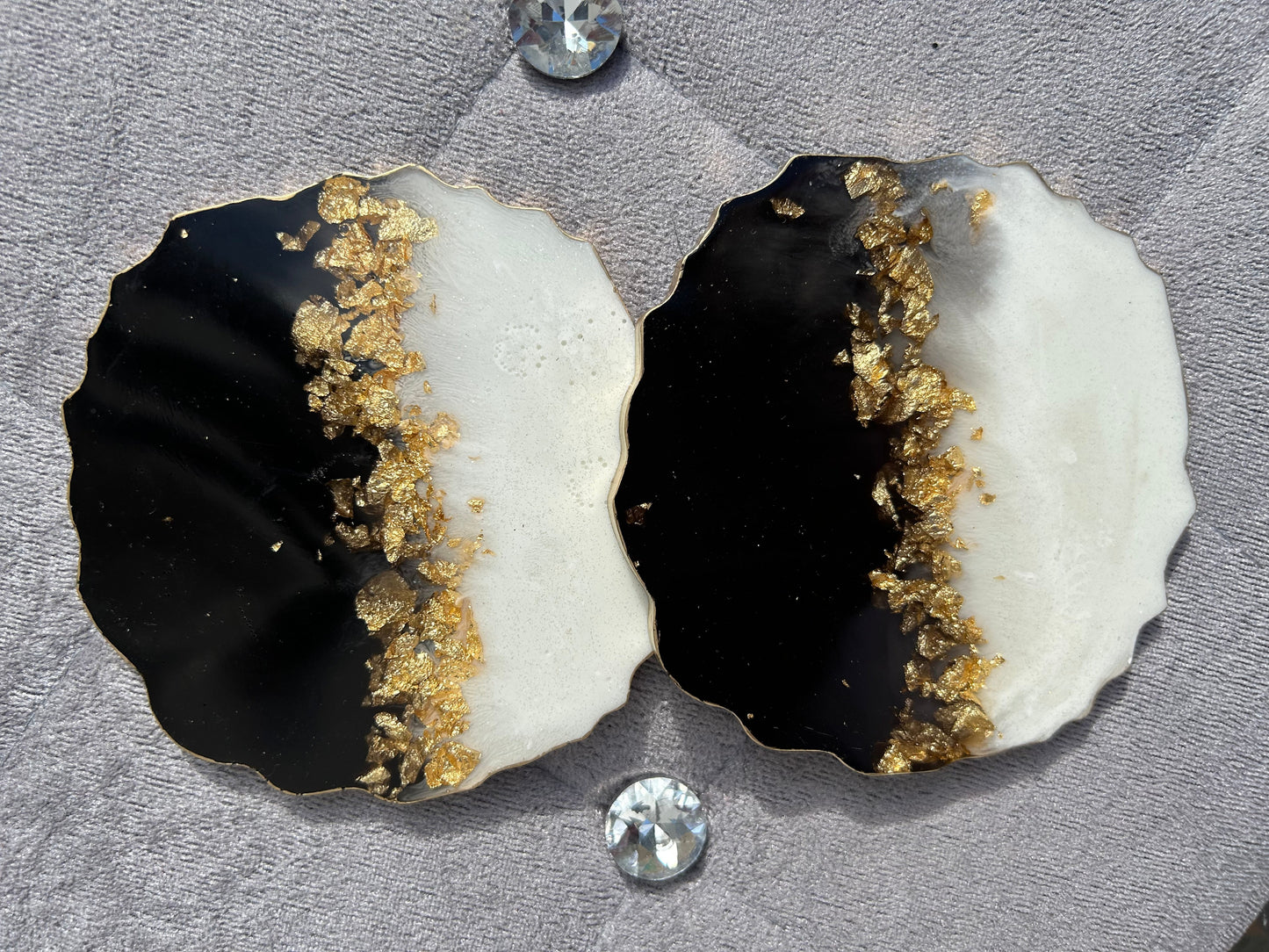 Resin Designer Black & White Coaster For Unique Party Décor (Set of 2)
