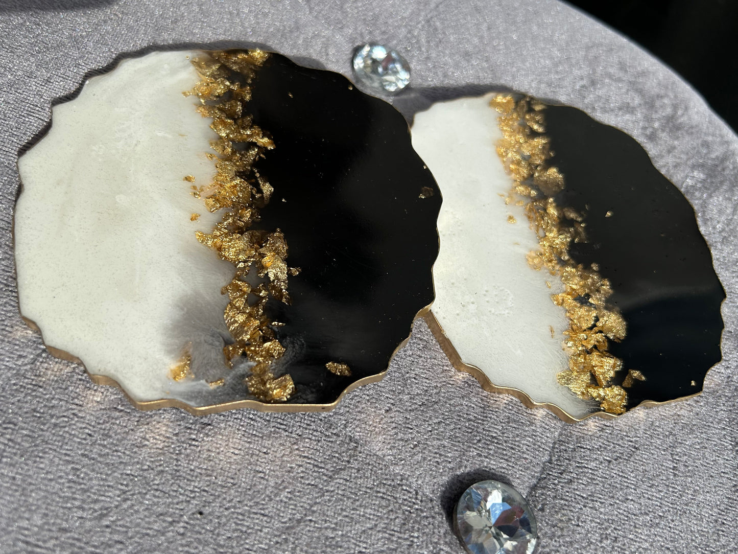 Resin Designer Black & White Coaster For Unique Party Décor (Set of 2)