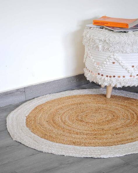 Handmade Jute Round White Border Rug For Unique Home Décor